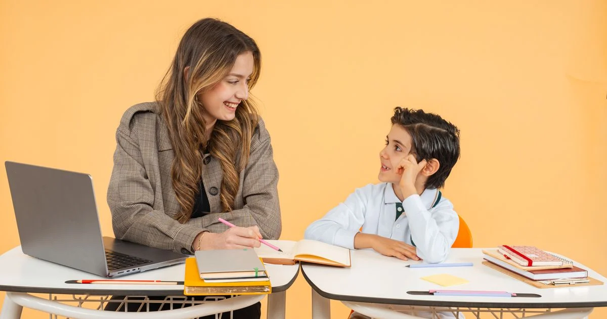 Cara Membangun Hubungan Positif Antara Guru dan Siswa di Kelas